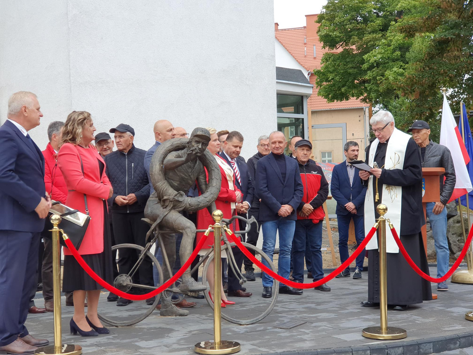 Odsłonięcie pomnika Stanisława Szozdy