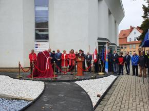 Odsłonięcie pomnika Stanisława Szozdy – Prudnik 18.09.2021